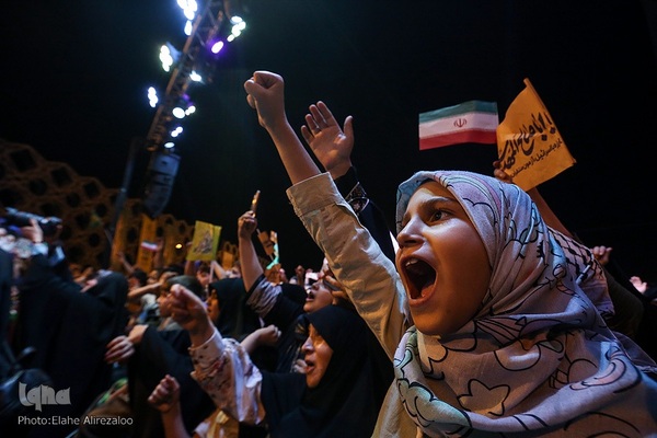 جشن‌ «عید بیعت» در میدان امام حسین(ع)