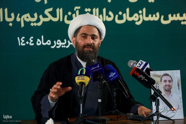 نشست صمیمی رئیس سازمان دارالقرآن با اهالی رسانه