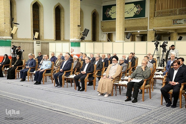 دیدار رئیس جمهور و هیئت وزیران با رهبر معظم انقلاب