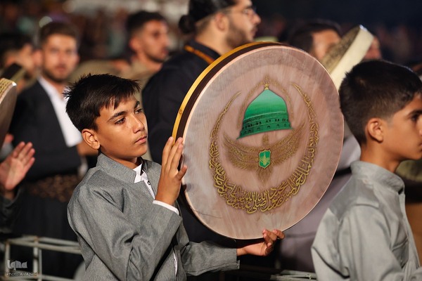 ویژه‌برنامه «امت ماه» در اصفهان