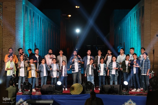 ویژه‌برنامه «امت ماه» در اصفهان