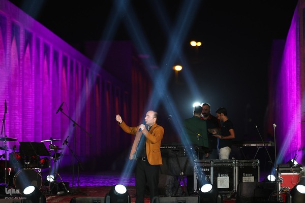 ویژه‌برنامه «امت ماه» در اصفهان