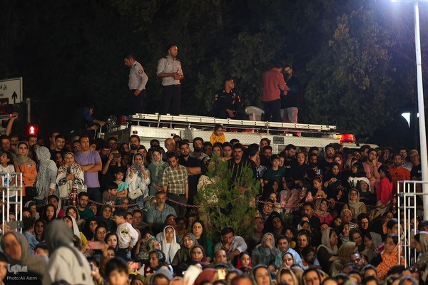 ویژه‌برنامه «امت ماه» در اصفهان