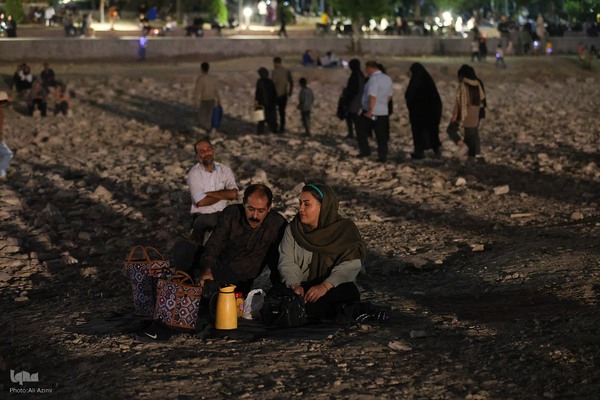 ویژه‌برنامه «امت ماه» در اصفهان