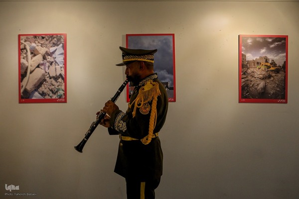 نمایشگاه عکس ۱۲ روز ایران