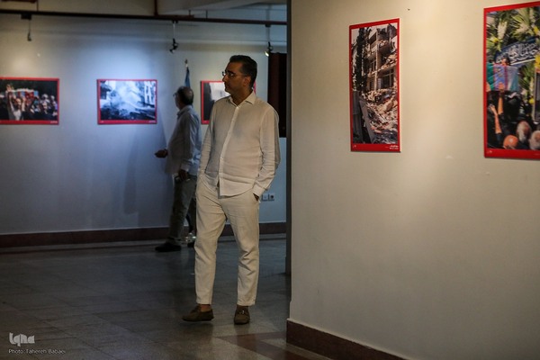 نمایشگاه عکس ۱۲ روز ایران