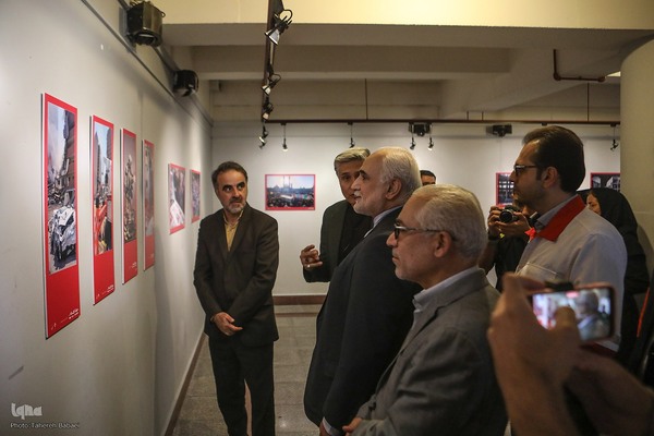 نمایشگاه عکس ۱۲ روز ایران