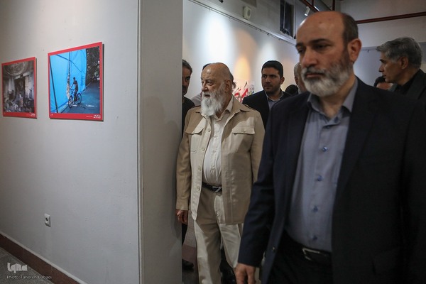 نمایشگاه عکس ۱۲ روز ایران