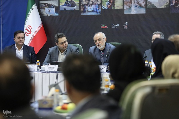 رونمایی مستند رخ ایران