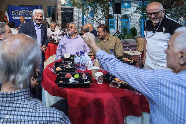 گردهمایی عکاسان عرصه دفاع و مقاومت