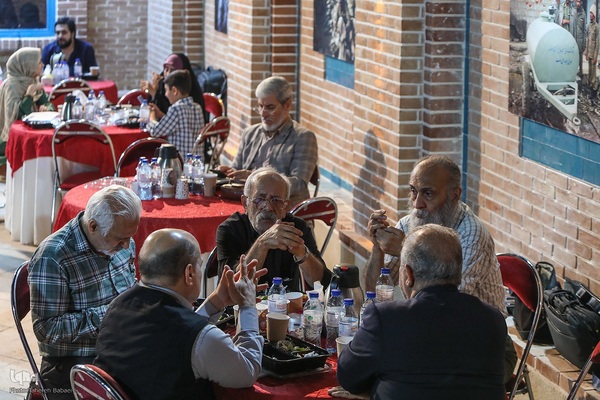 گردهمایی عکاسان عرصه دفاع و مقاومت