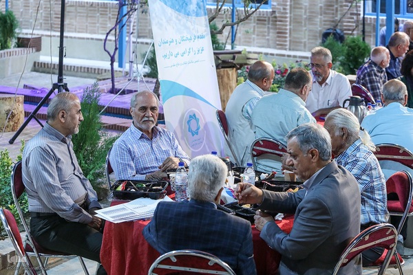 گردهمایی عکاسان عرصه دفاع و مقاومت