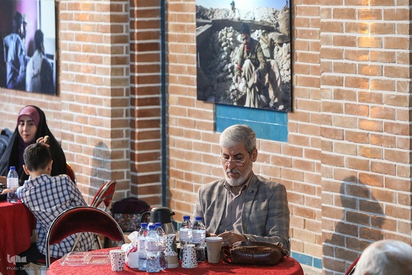 گردهمایی عکاسان عرصه دفاع و مقاومت