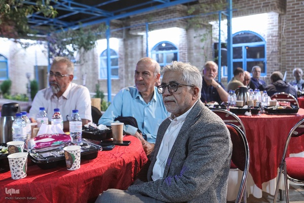 گردهمایی عکاسان عرصه دفاع و مقاومت