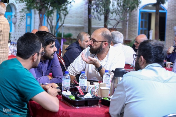 گردهمایی عکاسان عرصه دفاع و مقاومت