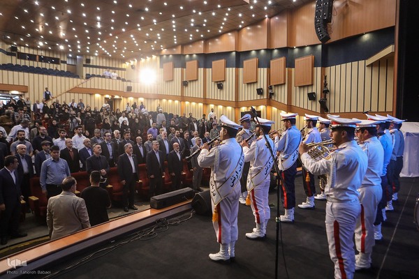 همایش در امتداد ایثار