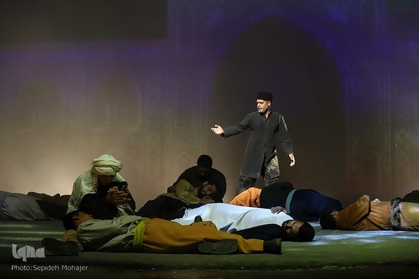 نمایش میدانی و رزمی «۱۸۰۰۱» در مشهد