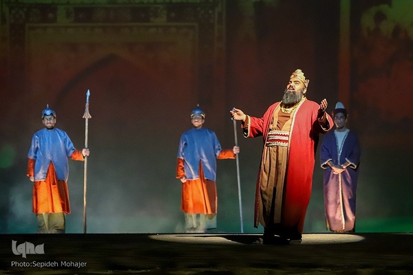 نمایش میدانی و رزمی «۱۸۰۰۱» در مشهد