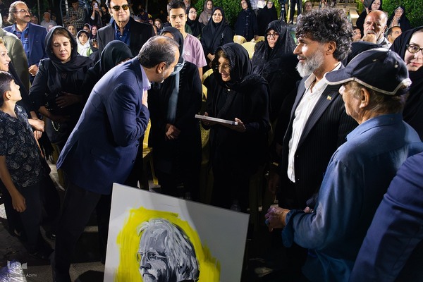 شب شعر استاد فرشچیان در اصفهان