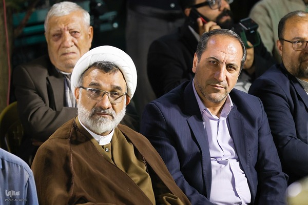 شب شعر استاد فرشچیان در اصفهان