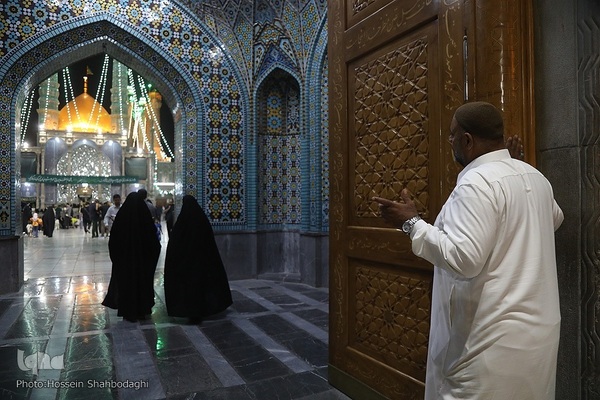 شب میلاد امام حسن عسکری(ع) در حرم کریمه اهل بیت(س)