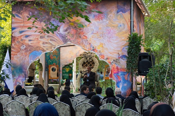 مراسم چهلمین روز درگذشت استاد فرشچیان در اصفهان