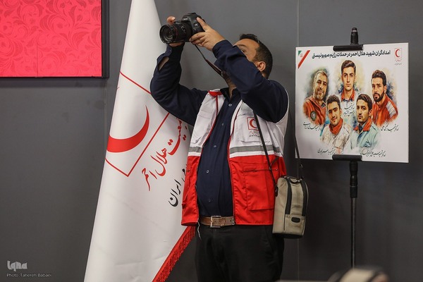 نشست خبری رئیس جمعیت هلال احمر