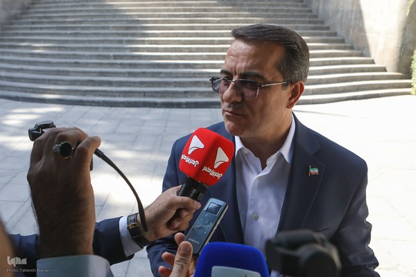 حاشیه جلسه هیئت دولت