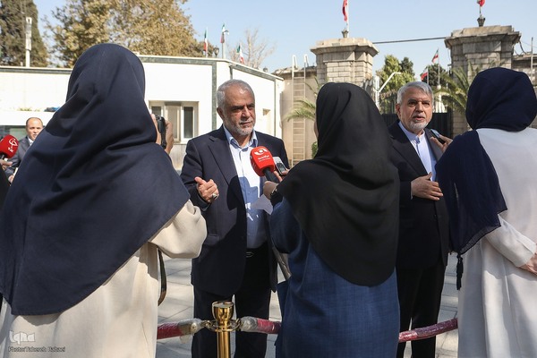 حاشیه جلسه هیئت دولت