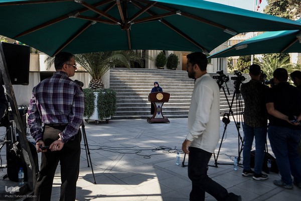 حاشیه جلسه هیئت دولت