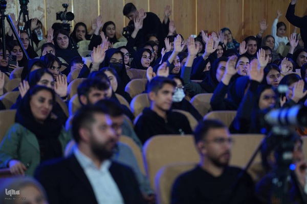 اولین روز چهل‌و‌هشتمین مسابقات سراسری قرآن