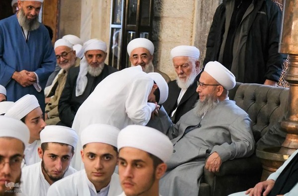 جشن فارغ‌التحصیلی صدها قرآن‌آموز در مسجد سلطان سلیم استانبول