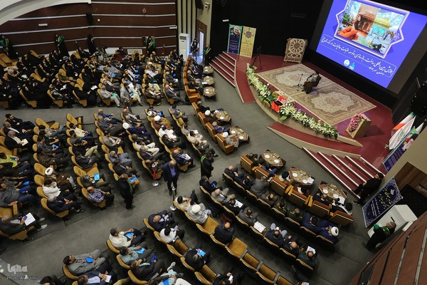 همایش بین‌المللی «ساخت، توسعه و بازسازی عتبات عالیات» در اصفهان