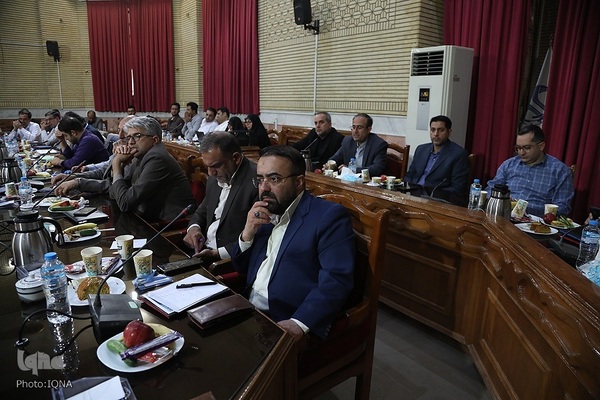 نشست صمیمی جمعی از معاونان فرهنگی و مدیران شعب دانشجویان جهاددانشگاهی