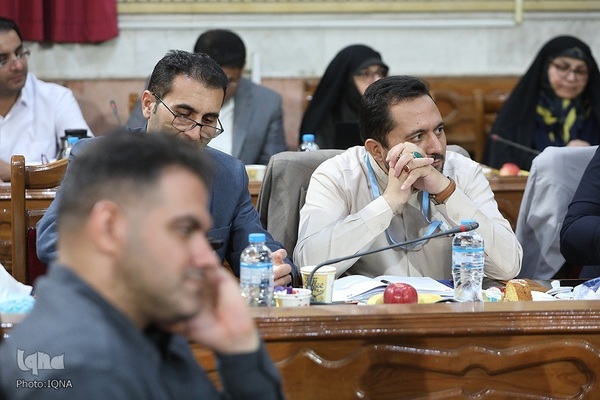 نشست صمیمی جمعی از معاونان فرهنگی و مدیران شعب دانشجویان جهاددانشگاهی