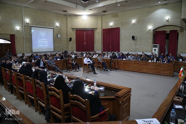 نشست صمیمی جمعی از معاونان فرهنگی و مدیران شعب دانشجویان جهاددانشگاهی