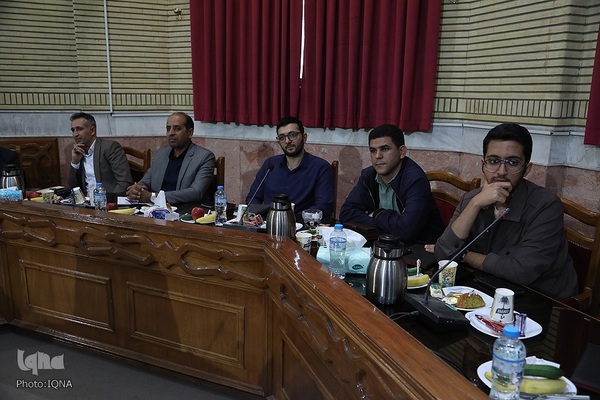 نشست صمیمی جمعی از معاونان فرهنگی و مدیران شعب دانشجویان جهاددانشگاهی