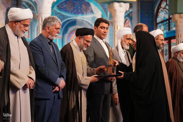 اختتامیه چهل و هشتمین دوره مسابقات سراسری قرآن کریم در سنندج