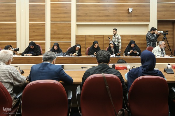 نشست خبری بزرگداشت یوم‌الله سیزدهم آبان