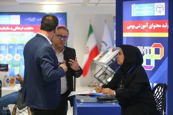 روز دوم نمایشگاه دستاوردهای علمی و فناورانه جهاددانشگاهی