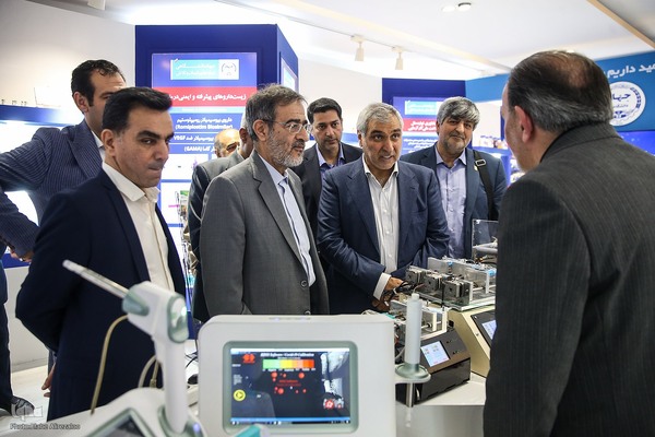 روز دوم نمایشگاه دستاوردهای علمی و فناورانه جهاددانشگاهی