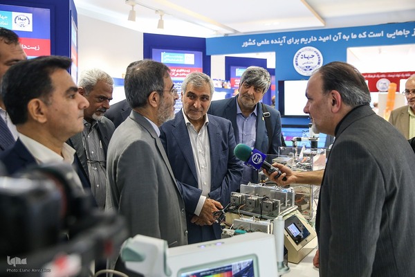 روز دوم نمایشگاه دستاوردهای علمی و فناورانه جهاددانشگاهی