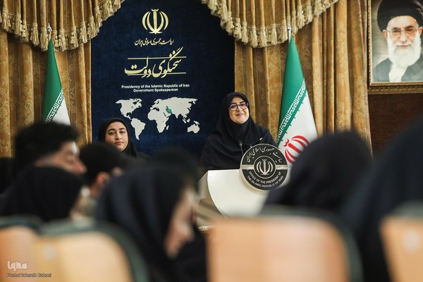 نشست خبری فاطمه مهاجرانی، سخنگوی دولت