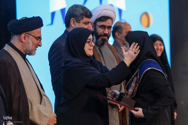 مراسم اعطای شصت و سومین سال اعطای جایزه ملی البرز