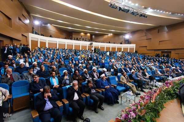 اختتامیه سی‌ونهمین جشنواره ملی قرآن و عترت دانشجویان در اصفهان