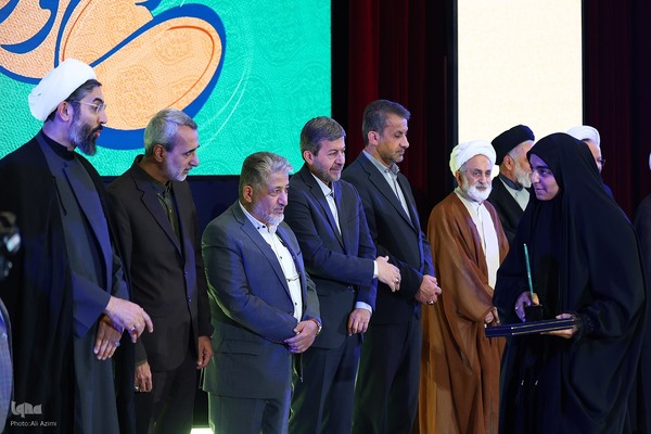 اختتامیه سی‌ونهمین جشنواره ملی قرآن و عترت دانشجویان در اصفهان