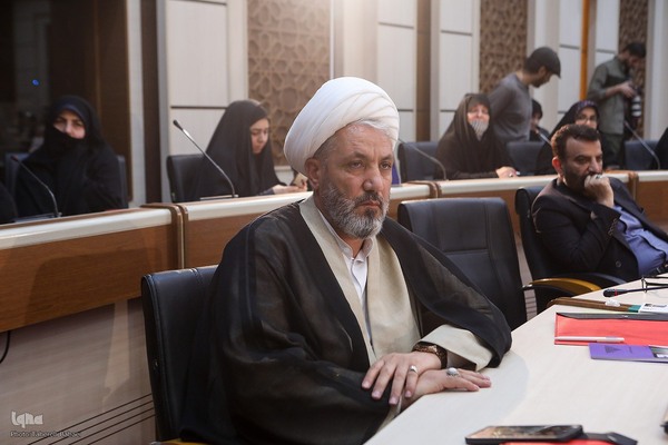 رونمایی از ویراست جدید کتاب «ارتباط انسان-جهان»