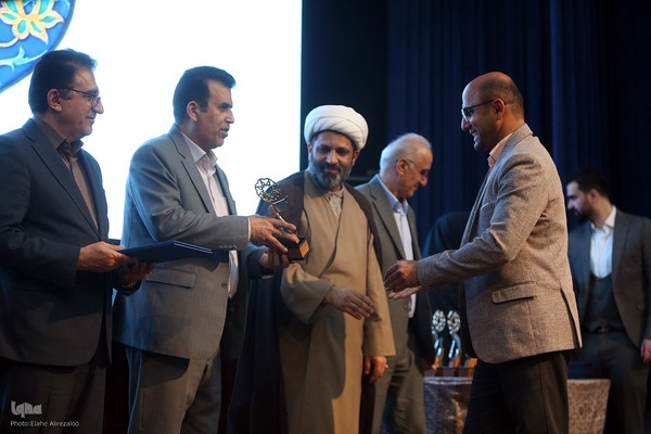 آئین اختتامیه سی و دومین جشنواره ملی کتاب سال دانشجویی