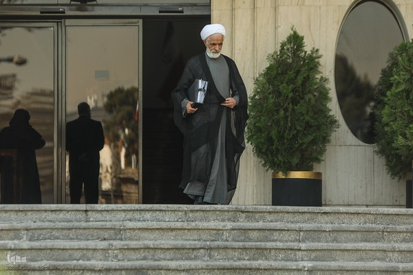 حاشیه جلسه هیئت دولت