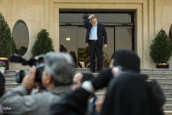 حاشیه جلسه هیئت دولت